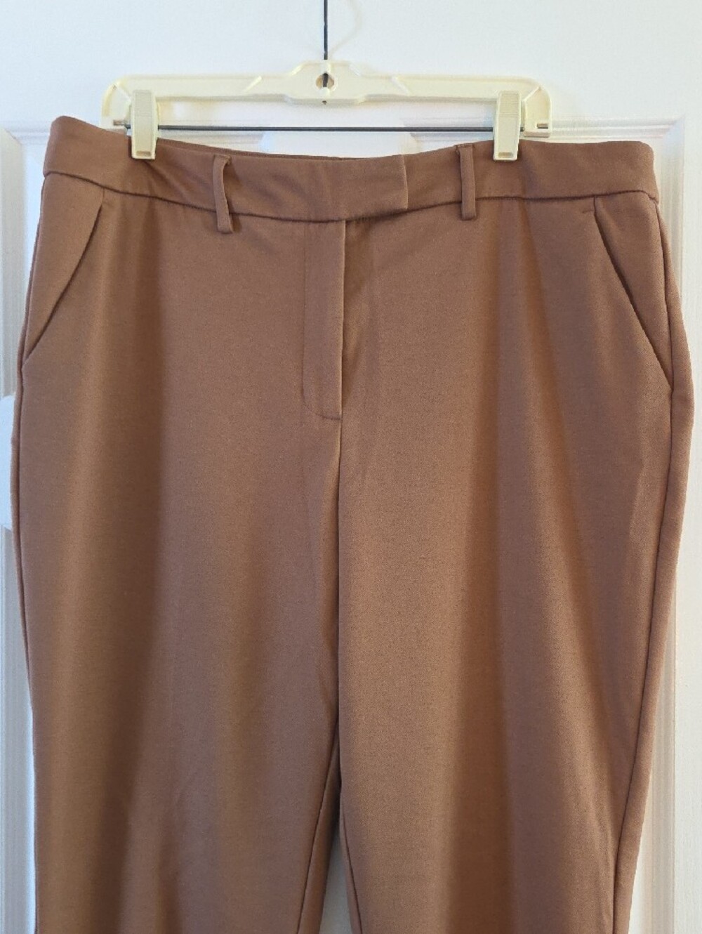 Simply Vera Vera Wang Camel Brown Straight Leg Dress Pants, Size 18 - Picture 2 of 5